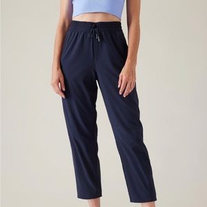 NWT ATHLETA Arrival Pant. Navy Blue.